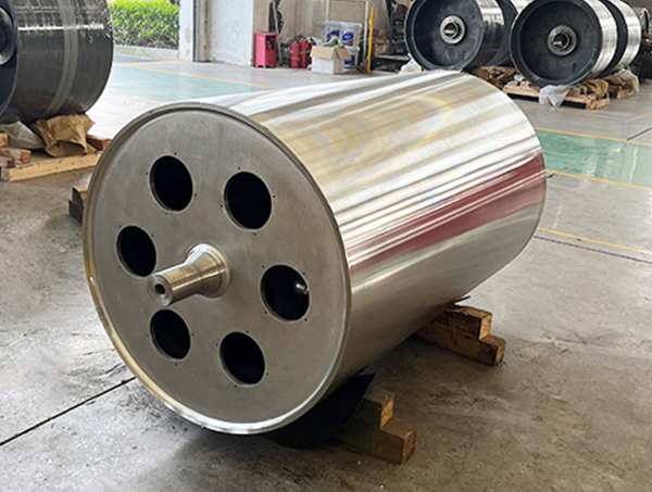 Rollóirí Cruach Carbóin: Treoir Chuimsitheach ar Chineálacha, Feidhmchláir agus Cothabháil